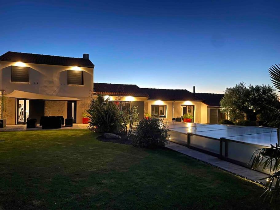 Villa Grand Standing Avec Piscine Proche Nantes La Chapelle-Heulin Exterior foto